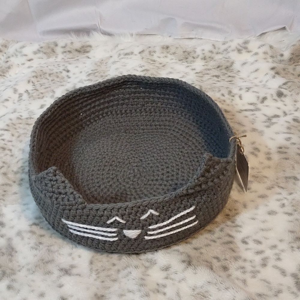 Handmade Kitty Cat Napping Bed